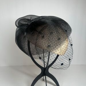 VTG Fascinator Black Birdcage Veil Cocktail Church Kentucky Derby Tea Party READ